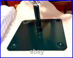 Vintage Aluminum Christmas Tree, Tabletop Size, Mcm, Has Nice Heavy Stand, Euc Vintage Aluminum Christmas Tree, Tabletop Size, Mcm, Has Nice Heavy Stand, Euc