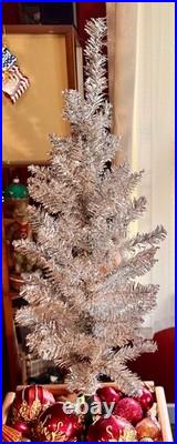 Vintage Aluminum Christmas Tree, Tabletop Size, Mcm, Has Nice Heavy Stand, Euc