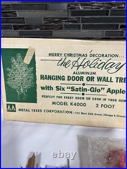 Vintage Aluminum The Holiday Hanging Wall Christmas Tree K4000 2Ft With Box