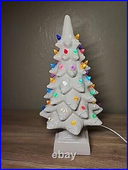 Vintage American Mold 17 Ceramic Christmas Tree Snow Gloss White & Base