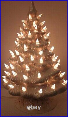Vintage American Mold Ceramic White Iridescent Merry Christmas Tree 15 Music Box