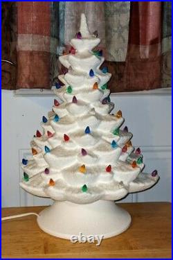 Vintage Arnel's Ceramic White Glitter Flocked Christmas Tree withMusical Base 19