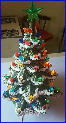 Vintage Atlantic 1974 Mold Light Up Ceramic Christmas Tree SNOWY BOUGHS Musicbox