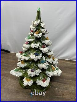 Vintage Atlantic Mold 16.5 Bird Lighted Ceramic Christmas Tree With Base 1979