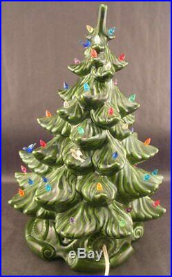 Vintage Atlantic Mold 16 Light Up Ceramic Christmas Tree Ex Cond