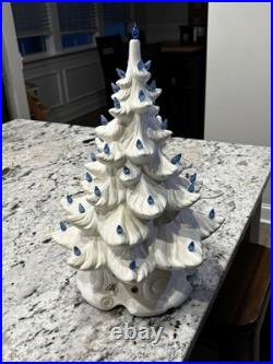 Vintage Atlantic Mold 17 Lighted Ceramic Christmas Tree White With Music Base