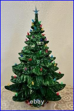 Vintage Atlantic Mold 23 Ceramic Christmas Tree Green Lighted Present Base