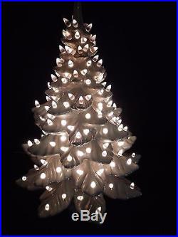 Vintage Atlantic Mold 3 Piece White Iridescent Ceramic Christmas Tree 22 Wow