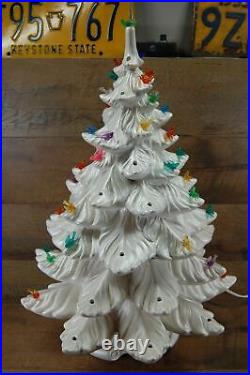 Vintage Atlantic Mold Ceramic 23 Lighted White Christmas Tree Dove Lights