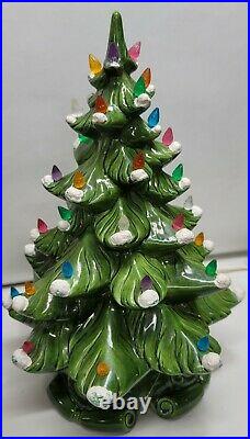 Vintage Atlantic Mold Ceramic Christmas Tree 16 With Music Box & Lights (Read)