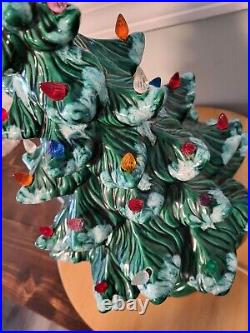 Vintage Atlantic Mold Ceramic Christmas Tree 16 tall x 8 scroll base