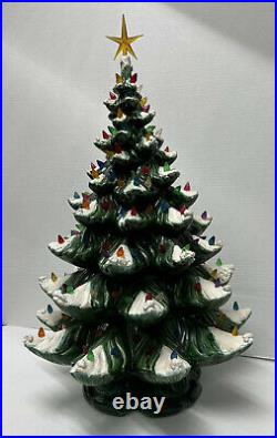 Vintage Atlantic Mold Ceramic Christmas Tree 25 Snow Flocked Mid 1970's