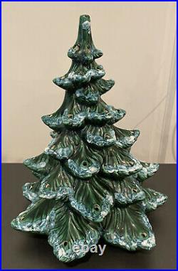 Vintage Atlantic Mold Ceramic Christmas Tree Flocked with Holly Base 18 READ