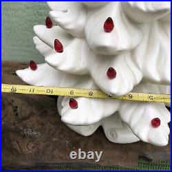 Vintage Atlantic Mold Ceramic Christmas Tree White With Base. Please Read