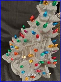 Vintage Atlantic Mold Ceramic Christmas Tree White WithBase. Year 1974 & Signed