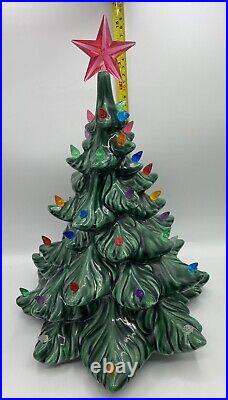 Vintage Atlantic Mold Ceramic Christmas Tree With Holly Base Lights And Star 19