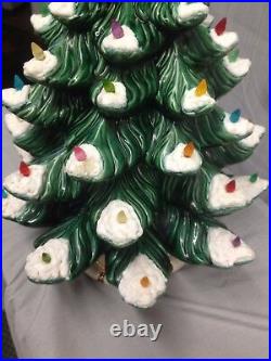 Vintage Atlantic Mold Ceramic Lighted Christmas Tree 24