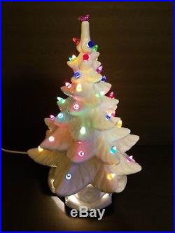 Vintage Atlantic Mold Ceramic White Christmas 18 Tree 13 Stand Lighted Lights