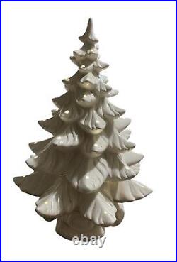 Vintage Atlantic Mold White Ceramic Christmas Tree Decoration Light Up Base 20