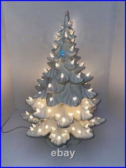 Vintage Atlantic Mold White Ceramic Light Up Christmas Tree With Base 21.5 FLAW