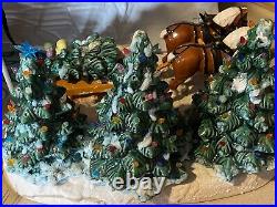 Vintage Atlantic Mold Winter Scene Christmas Ceramic Tree