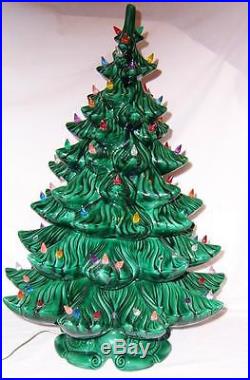 Vintage BIG 23 ½ Inch Tall Ceramic 4 Tier Lighted Christmas Tree WORKS