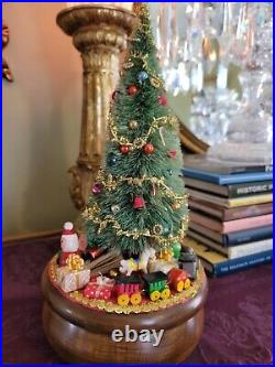 Vintage BOTTLE BRUSH CHRISTMAS TREE MUSIC Box Jingle Bells 11 inches tall