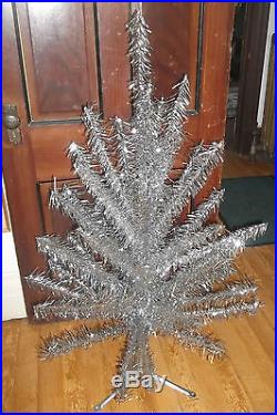 Vintage Bellastra 4' Artificial Silver Christmas Tree (Xmas) with Original Box