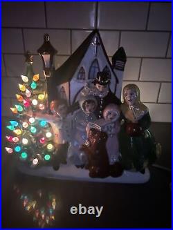 Vintage Ceramic Atlantic Mold Christmas Tree Church Family Carolers 1969 Lighted