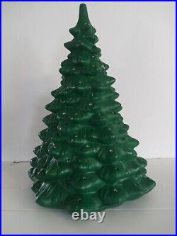 Vintage Ceramic Christmas Tree 16 Green With Lighted Base