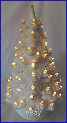 Vintage Ceramic Christmas Tree Holland Mold 14 White Gold Lights