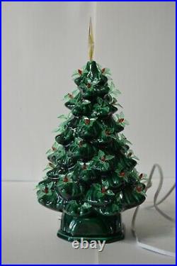 Vintage Ceramic Christmas Tree Rare Holly Berry Holland Mold Star Signed 1981