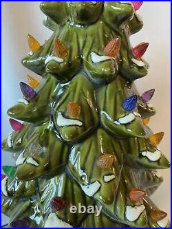 Vintage Ceramic Christmas Tree Raymond Lamp Co. 17.5 Tall Forest Green with Snow