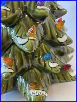 Vintage Ceramic Christmas Tree Raymond Lamp Co. 17.5 Tall Forest Green with Snow