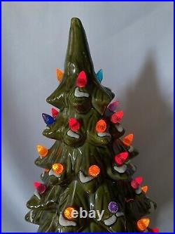 Vintage Ceramic Christmas Tree Raymond Lamp Co. 17.5 Tall Forest Green with Snow