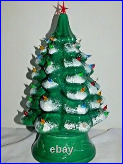 Vintage Ceramic Lighted Mold Christmas Tree Snow Flocked Holly Base 19