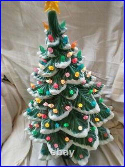 Vintage Ceramic Musical Flocked Lighted Christmas Tree 18 VG cond. Plays Wint