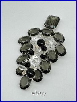 Vintage Christmas Tree Brooch Green, Black Bees Unsigned ESTATE FIND