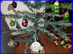 Vintage Christmas Tree WithOrnaments