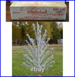 Vintage Complete 1960s ALUMINUM CHRISTMAS TREE WONDERLAND 5½ ft CANADA 45 branch