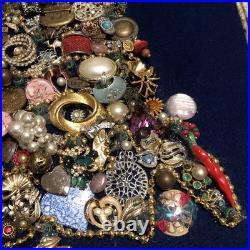 Vintage Costume Jewelry Christmas Tree Framed 17x20.5 OOAK Lighted Collage Art