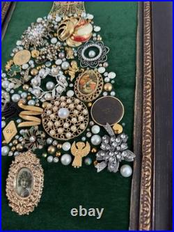 Vintage Costume Jewelry Christmas Tree Framed Picture Green Velvet 10.5 x 17