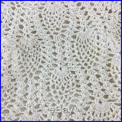 Vintage Crocheted Lace and Lined Large Beige Christmas Tree Skirt