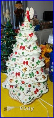 Vintage Danbury Mint White Porcelain Christmas Lighted Christmas Tree 19