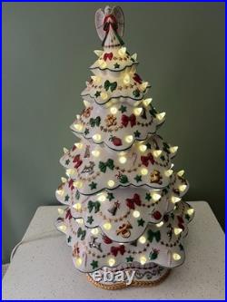 Vintage Danbury Mint White Porcelain Christmas Magic Lighted Christmas Tree 19