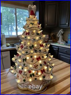 Vintage Danbury Mint White Porcelain Christmas Magic Lighted Christmas Tree 19