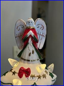 Vintage Danbury Mint White Porcelain Christmas Magic Lighted Christmas Tree 19