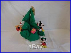Vintage Disney Disneyland Lite Up Plush Christmas Tree Hat Mickey Donald Goofy