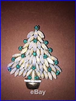 Vintage Estate Signed Weiss Christmas Tree Brooch Pin