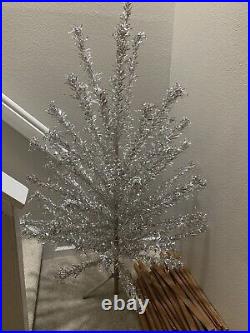 Vintage Evergleam Deluxe Aluminum 6f Sparkler 61 Branch Christmas Tree